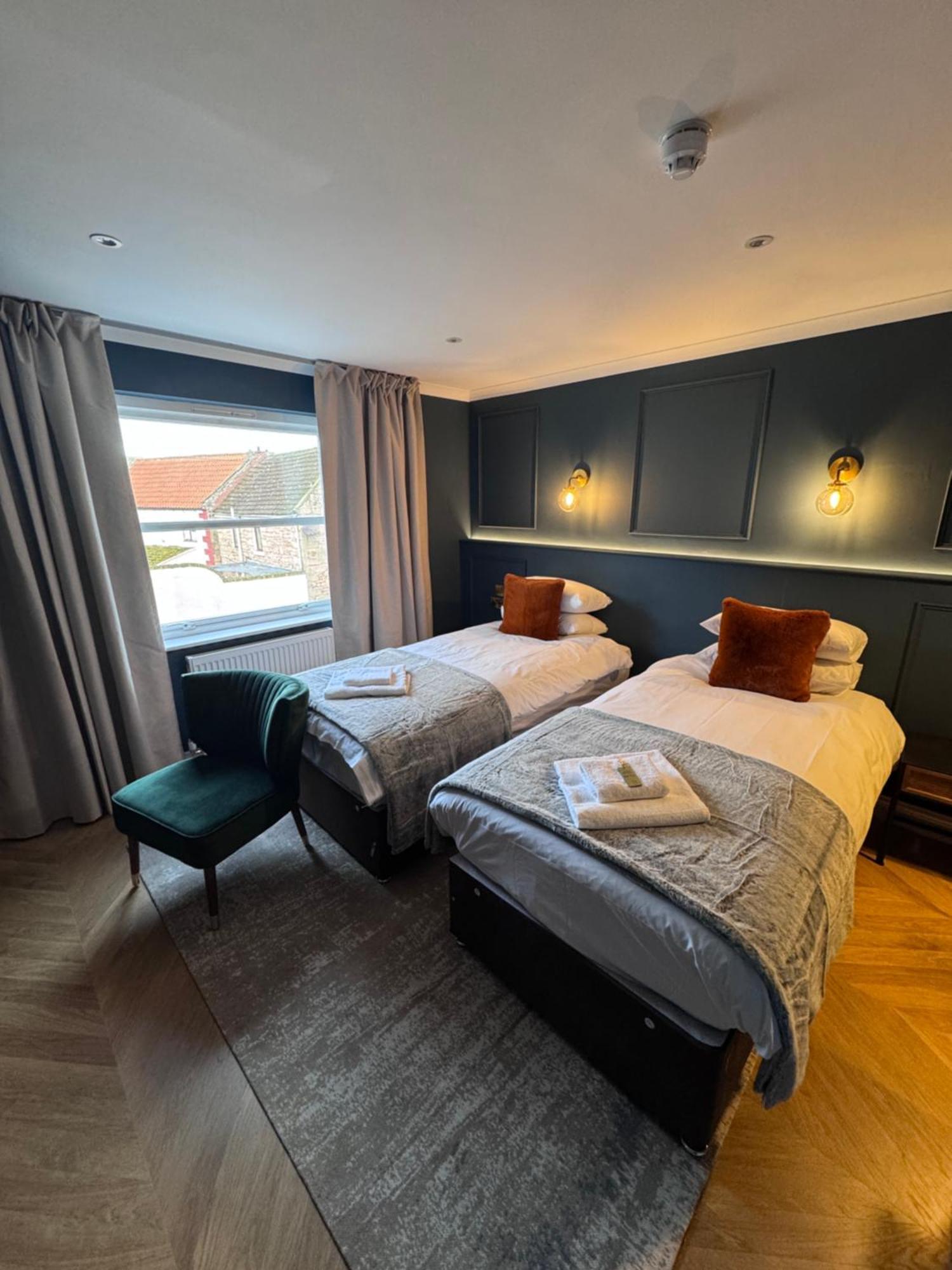 Rob Roy - Self Check-In Boutique Accommodation Berwick Upon Tweed Exterior photo